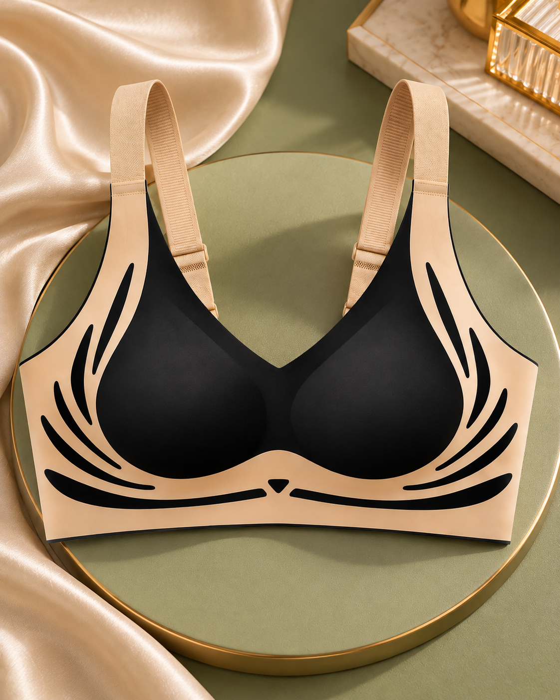 Women's Seamless Padded Sports Bra with Wide Shoulder Straps